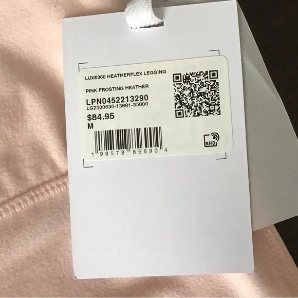 NWT FABLETICS LUXE360 Leggings - Super soft! - Picture 4 of 6